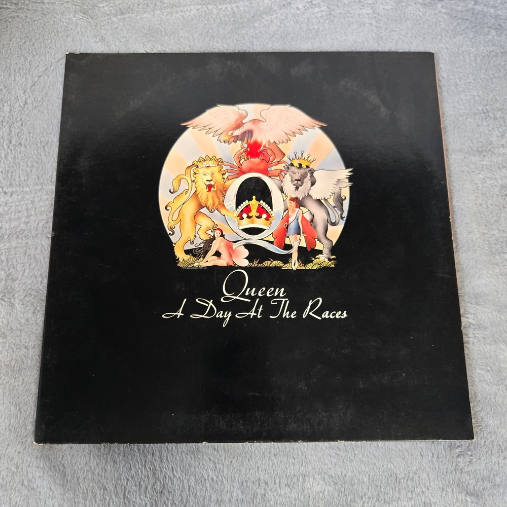 Queen A Day At The Races Vinyl LP 1976 Elektra 6E-101 Gatefold Classic Rock